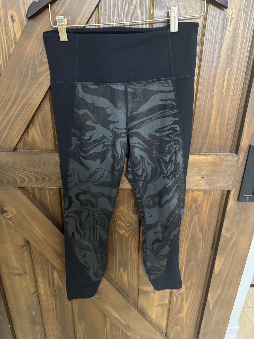 Athleta Black Marble-Panel Performance Leggings